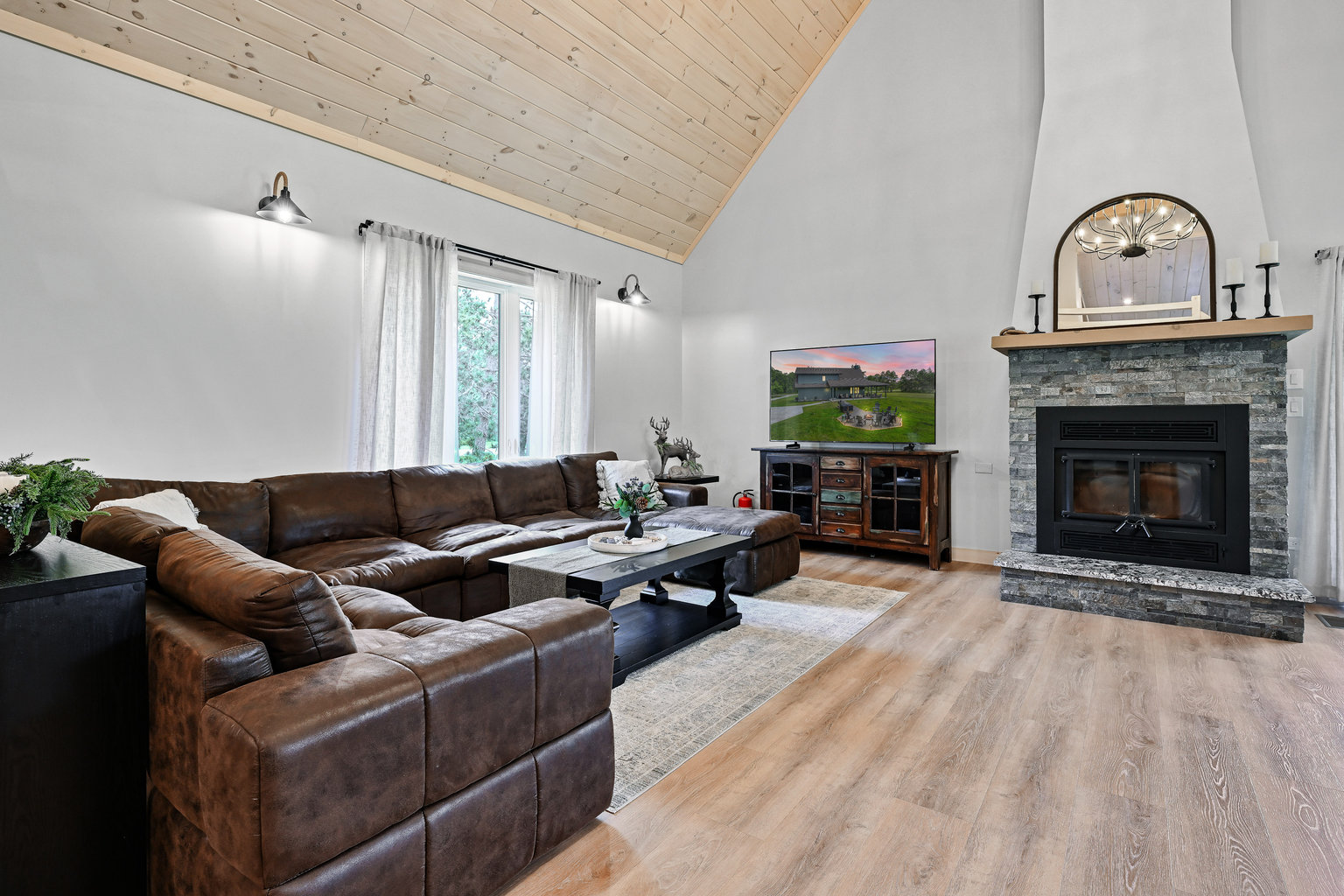 Arkdale Vacation Rental