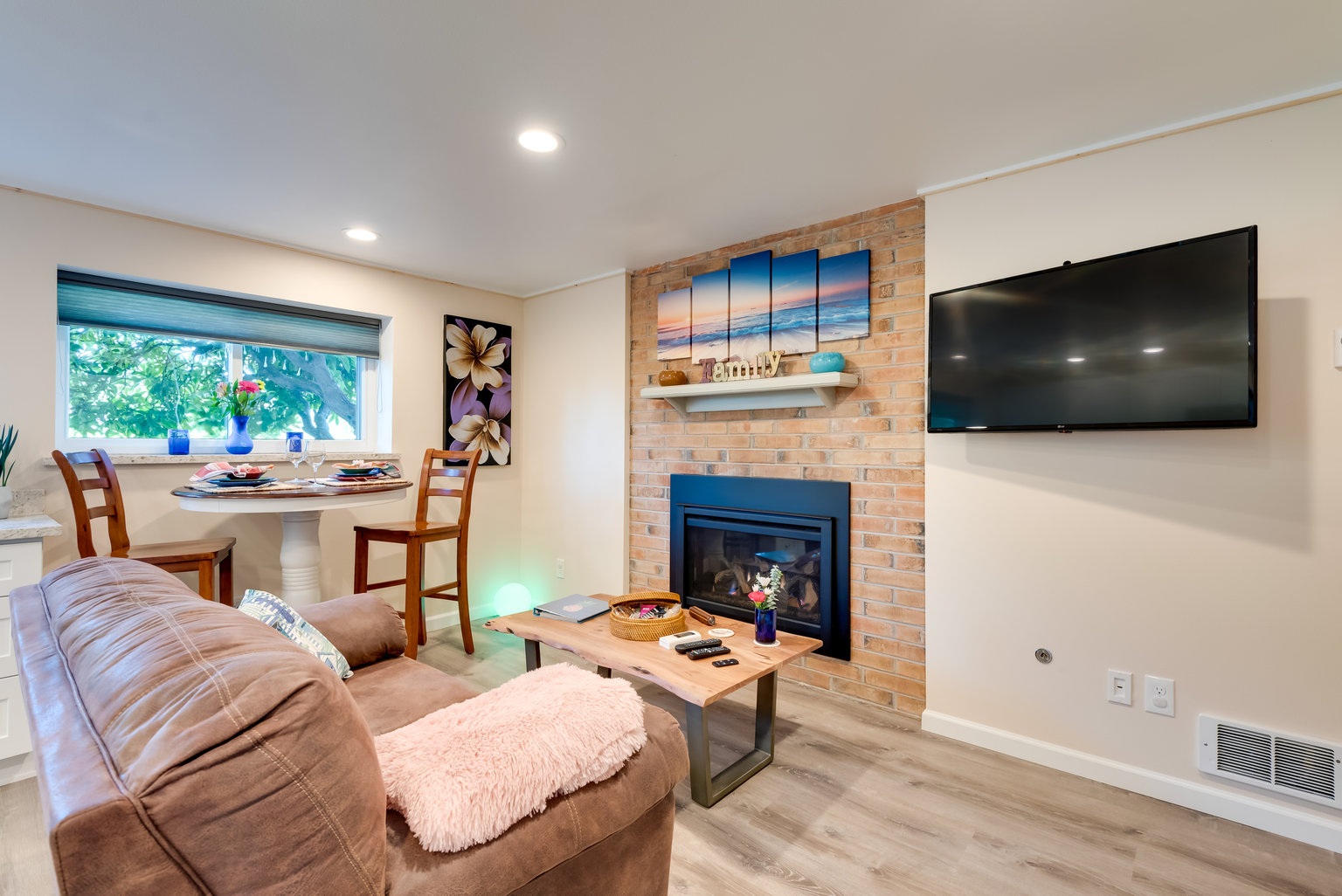 Kenmore Vacation Rental