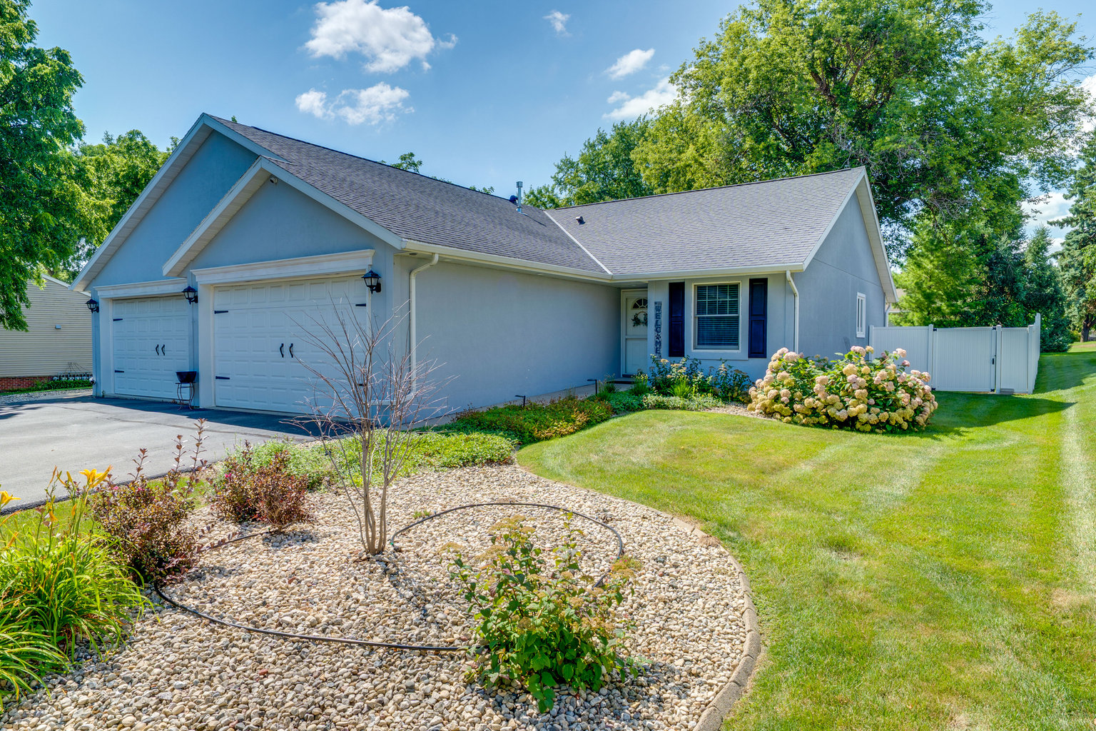 Lake Mills Vacation Rental