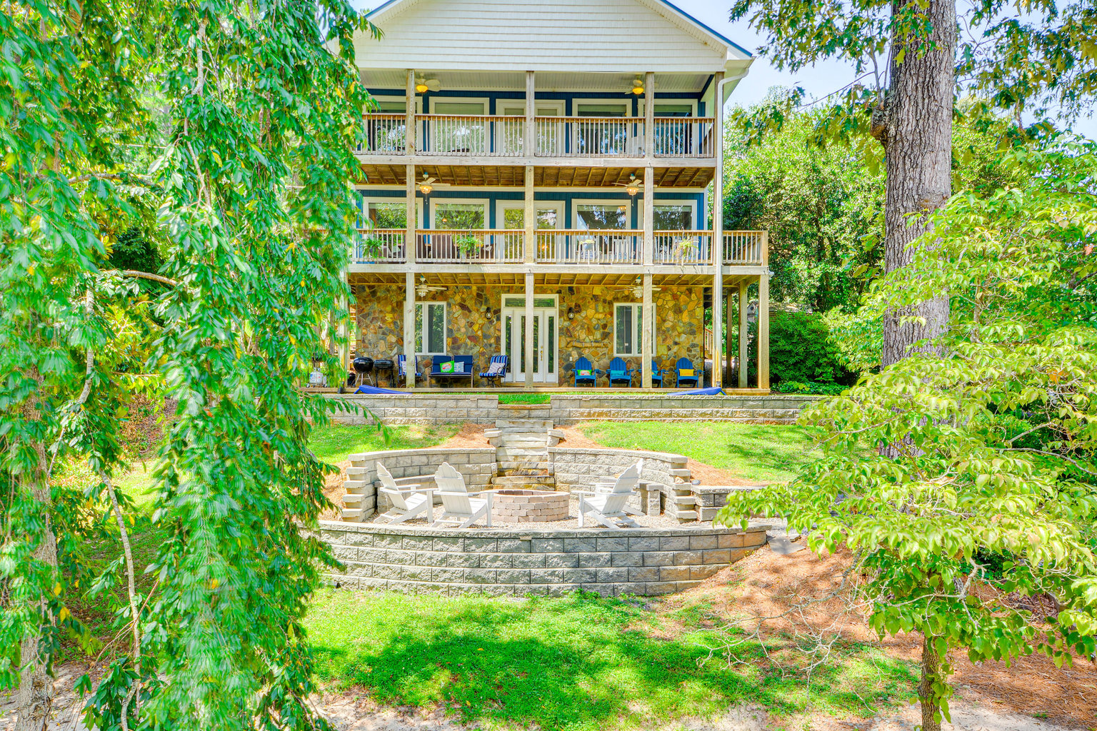 New London Vacation Rental