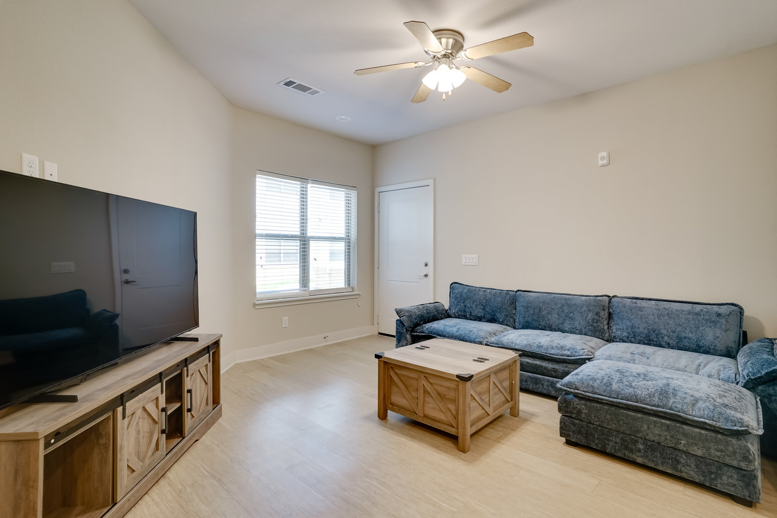 Crowley Vacation Rental