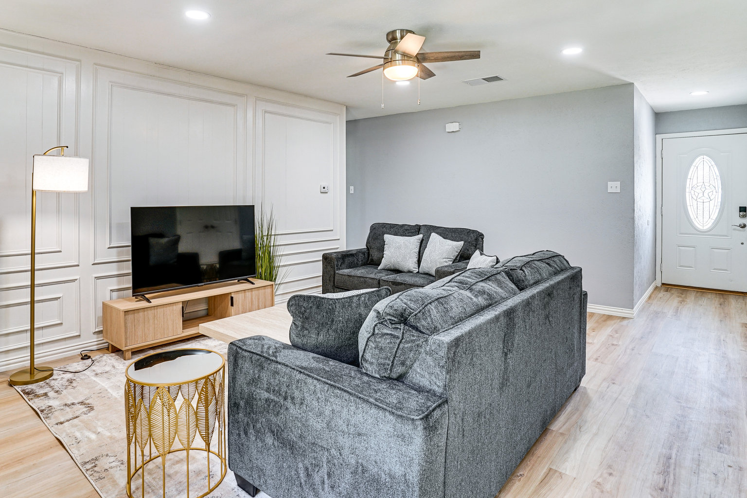 Crowley Vacation Rental