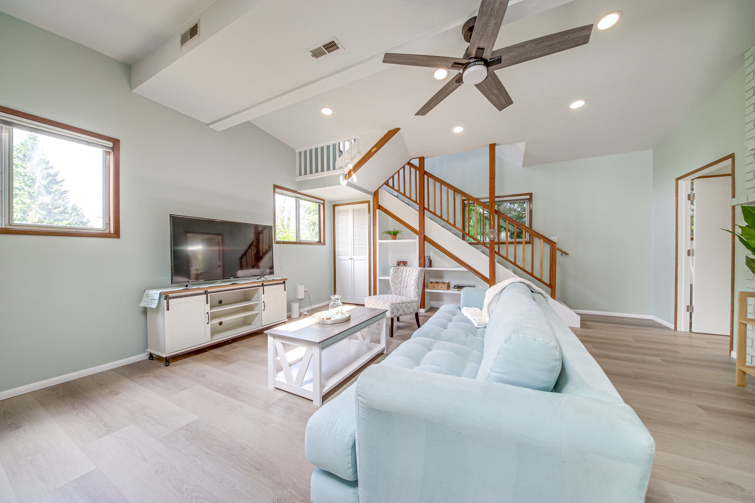 Kenmore Vacation Rental