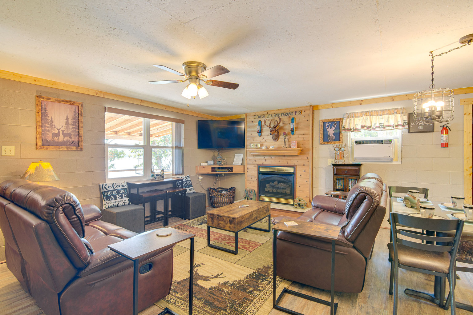 Cedarcreek Vacation Rental
