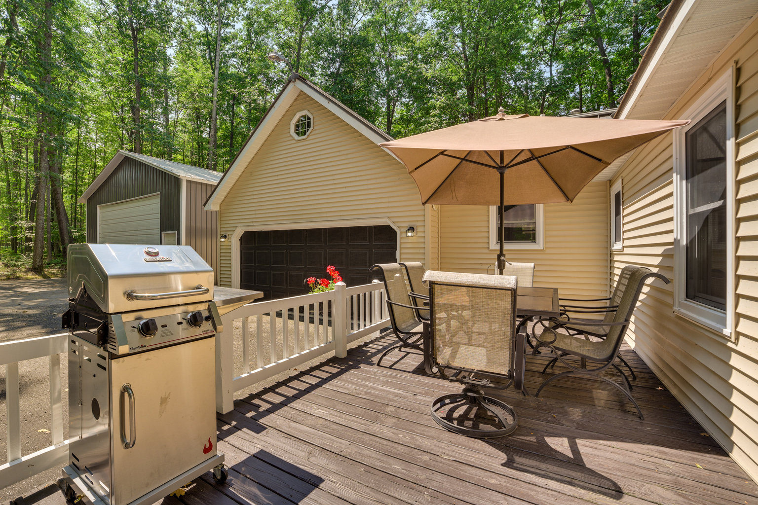 Roscommon Vacation Rental