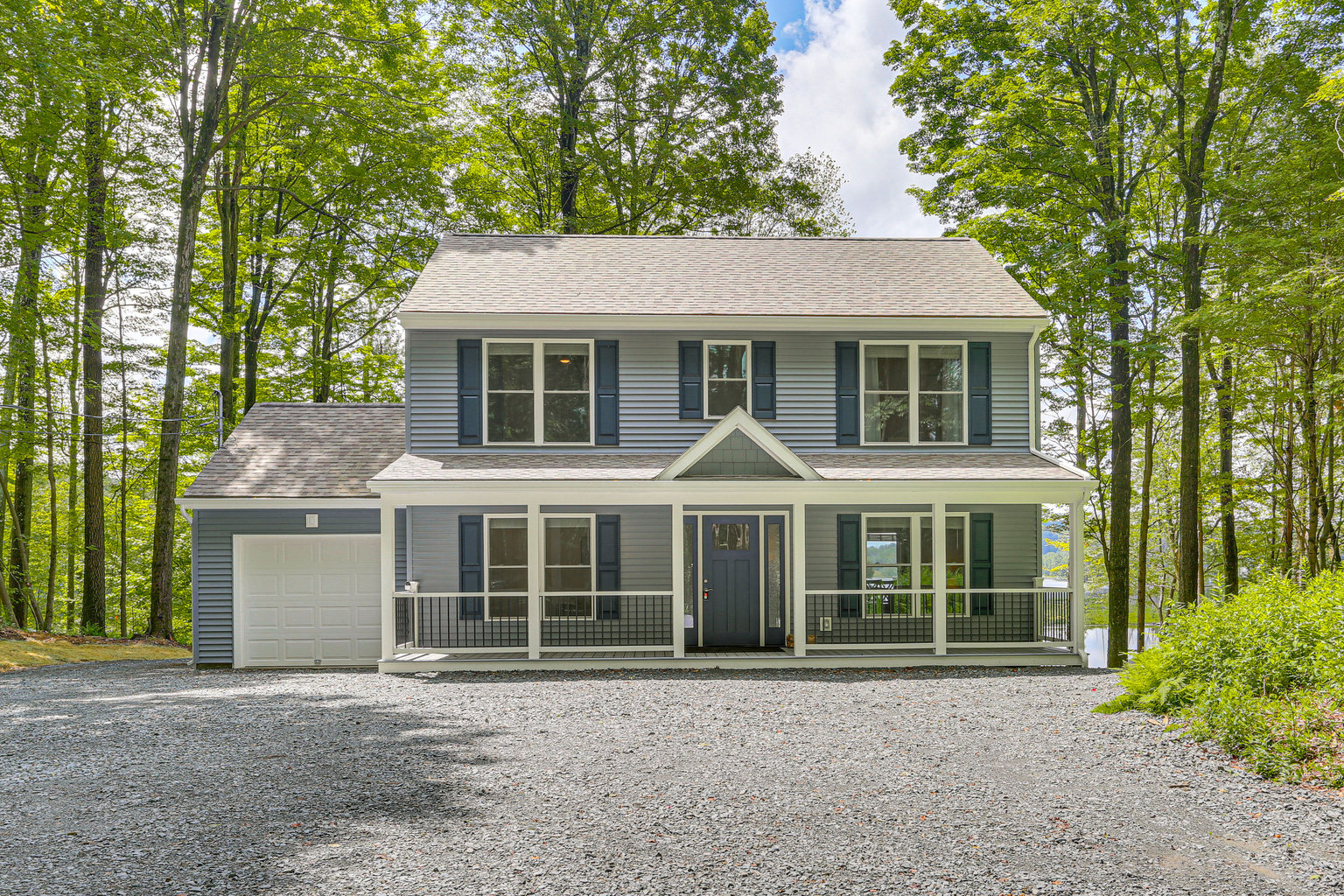 Lake Ariel Vacation Rental