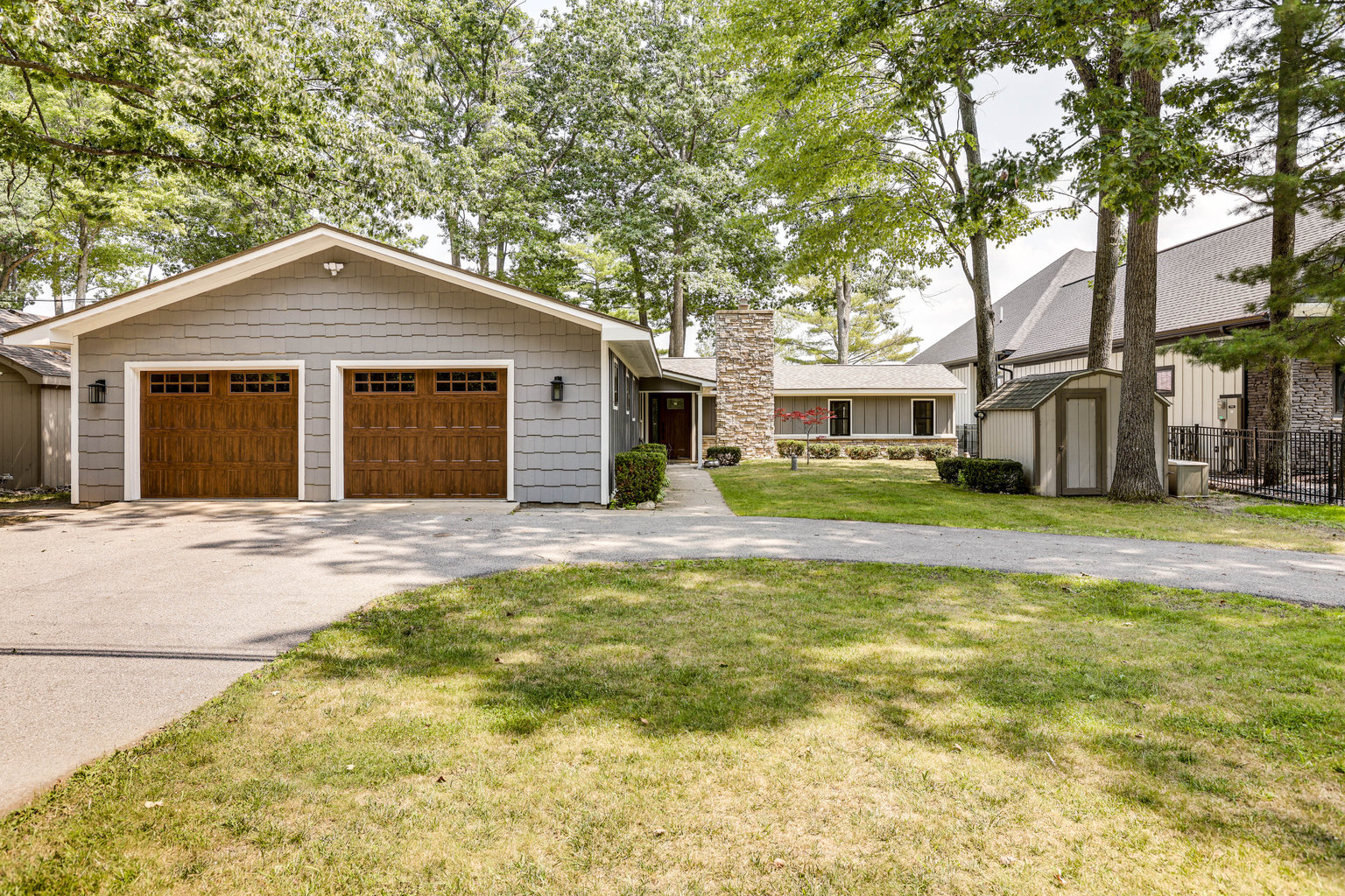 Roscommon Vacation Rental