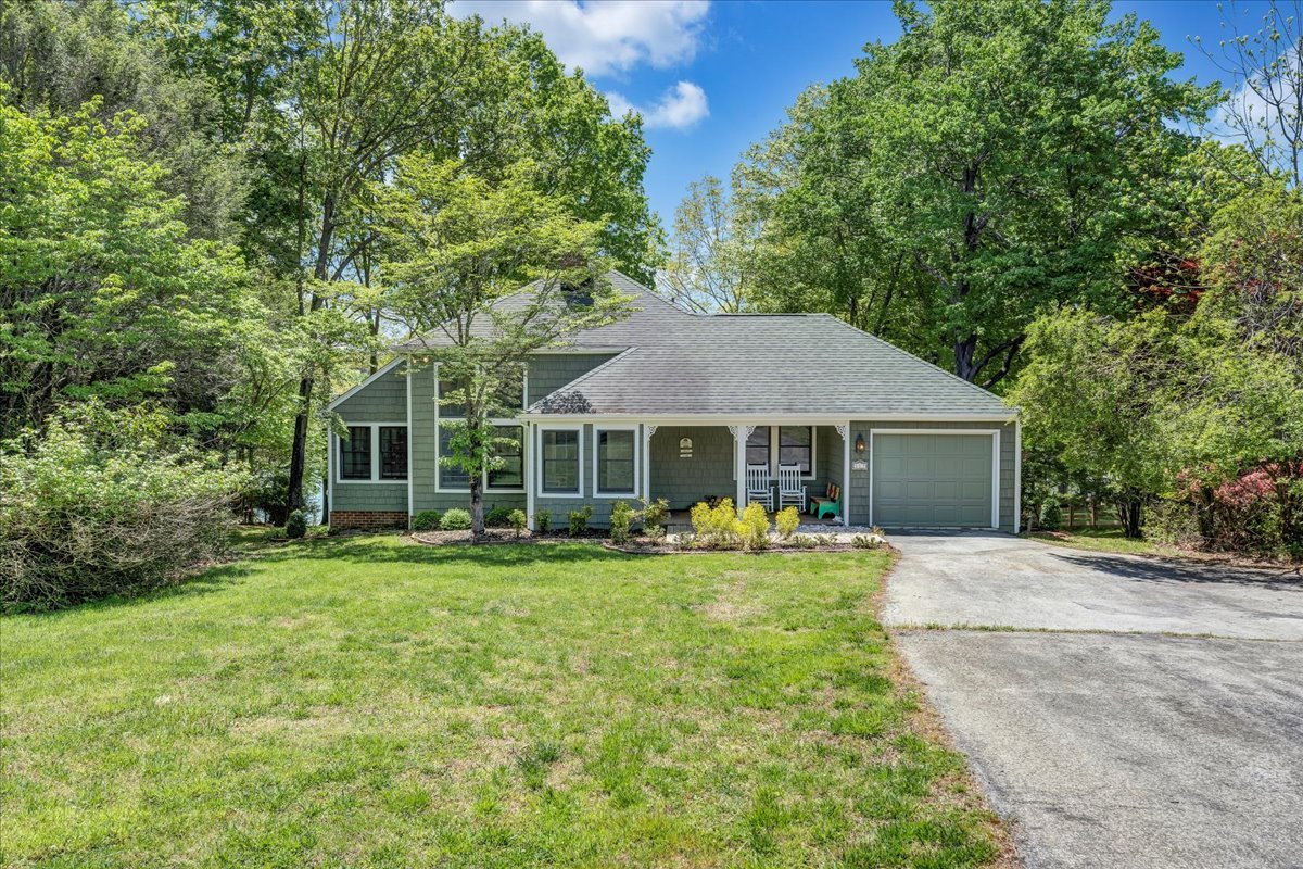 Moneta Vacation Rental