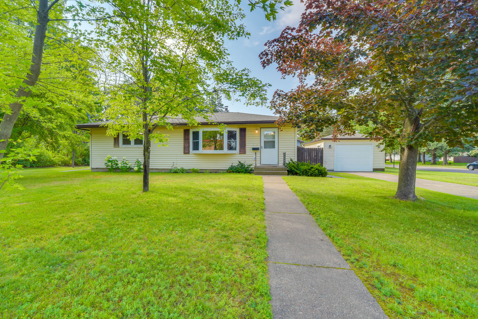 Cloquet Vacation Rental