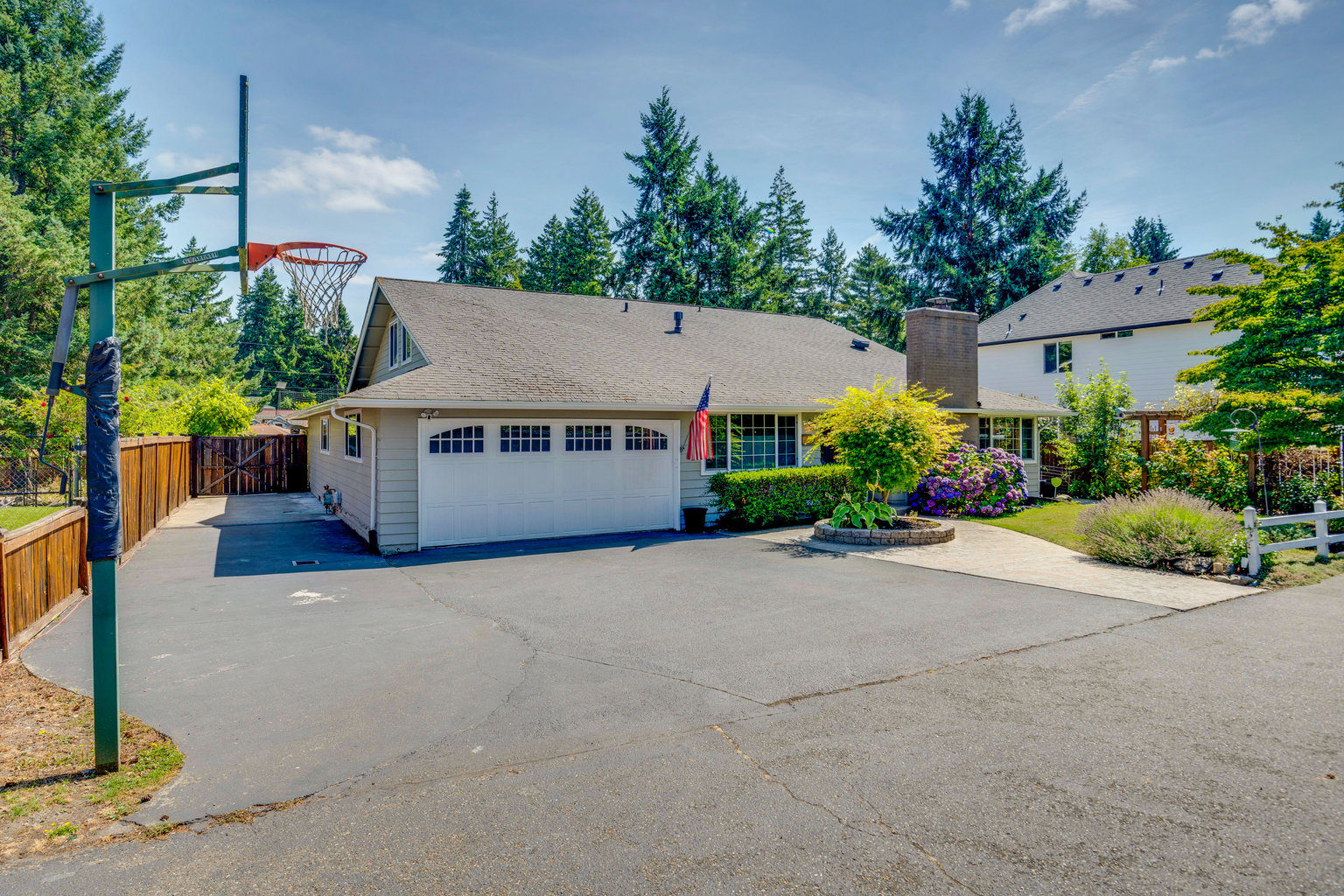 University Place Vacation Rental