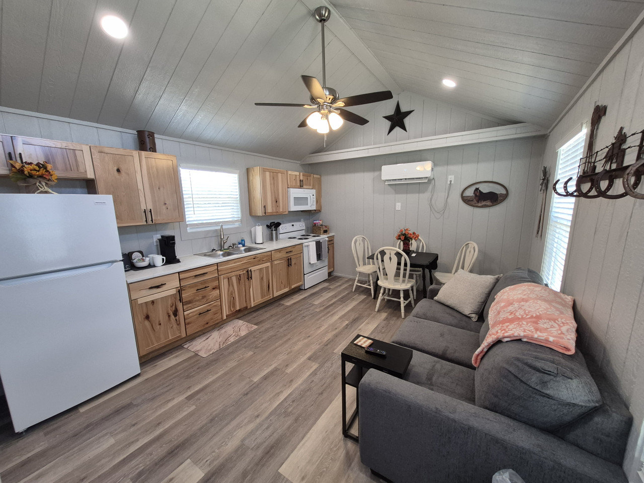 Big Cabin Vacation Rental