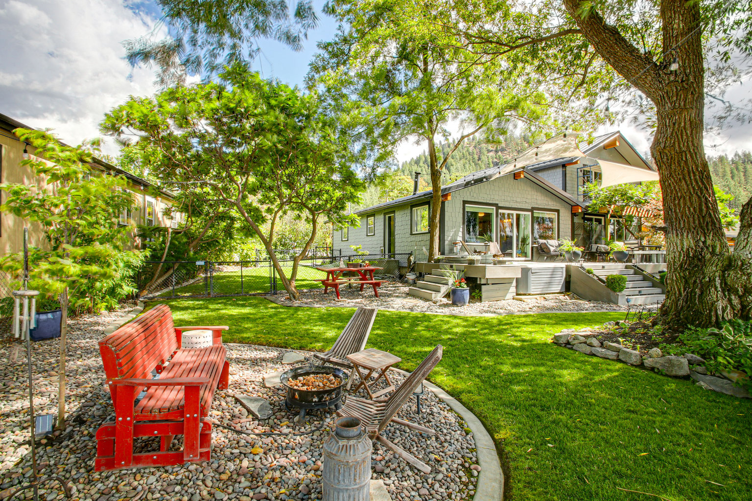 Nine Mile Falls Vacation Rental