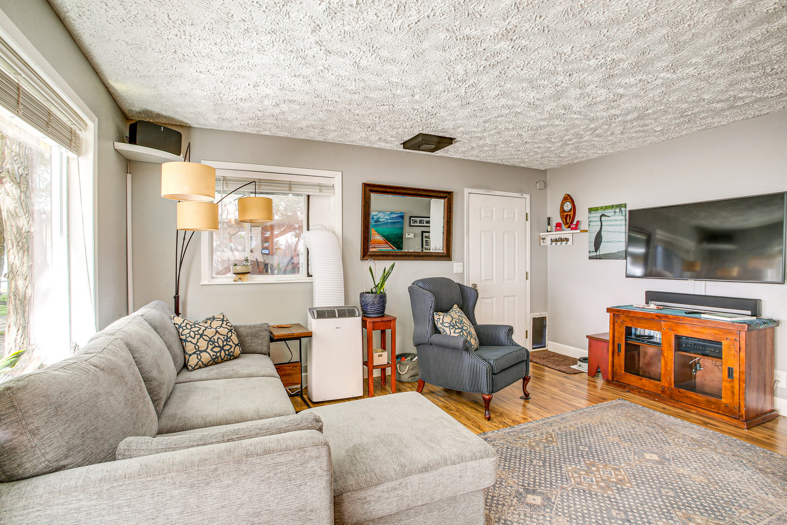 Nine Mile Falls Vacation Rental