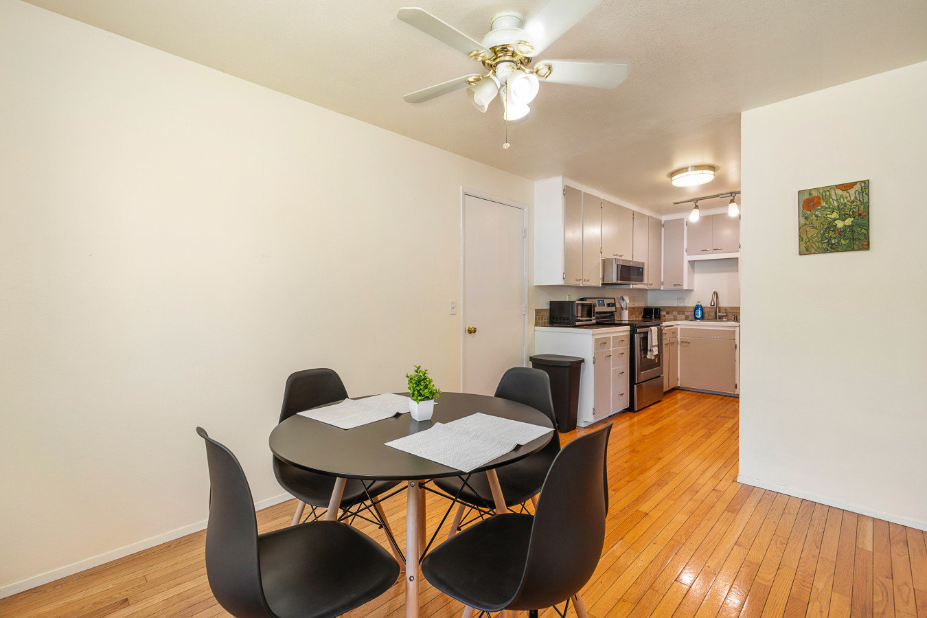 Lynnwood Vacation Rental