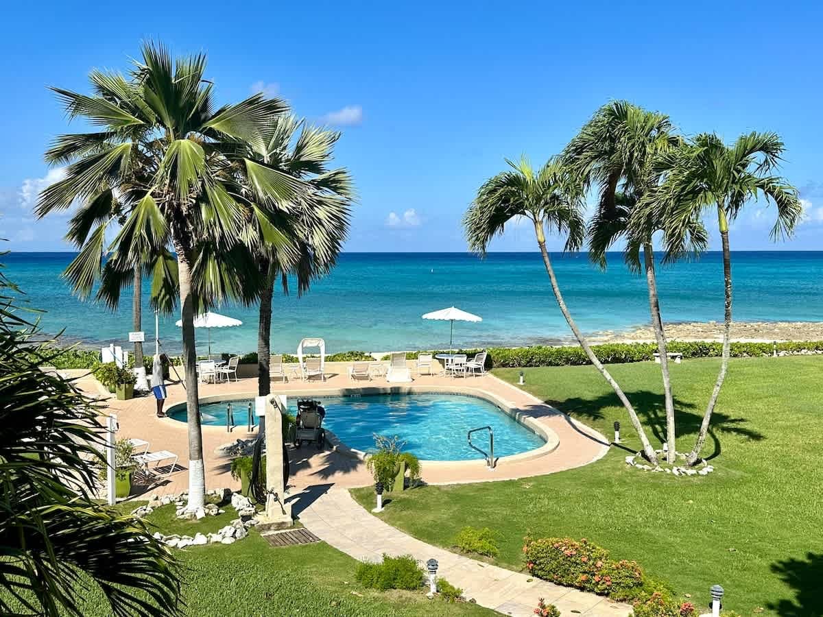 Seven Mile Beach Vacation Rental