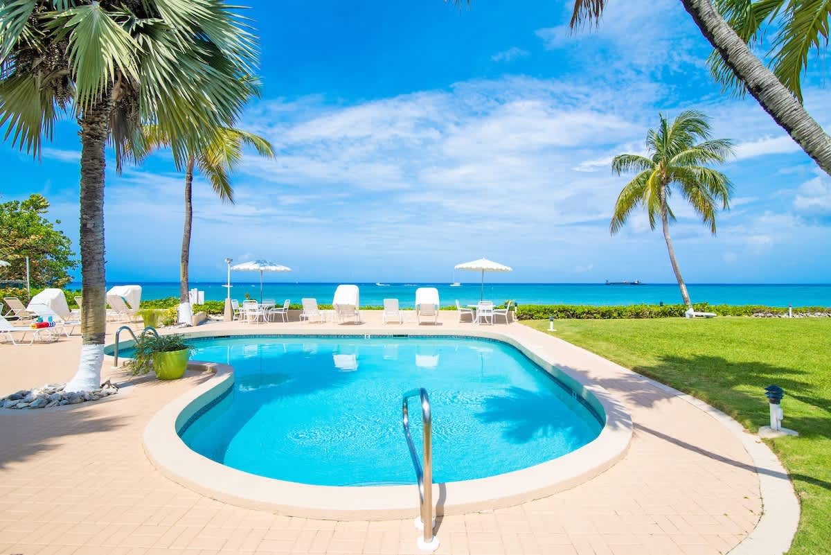 Seven Mile Beach Vacation Rental