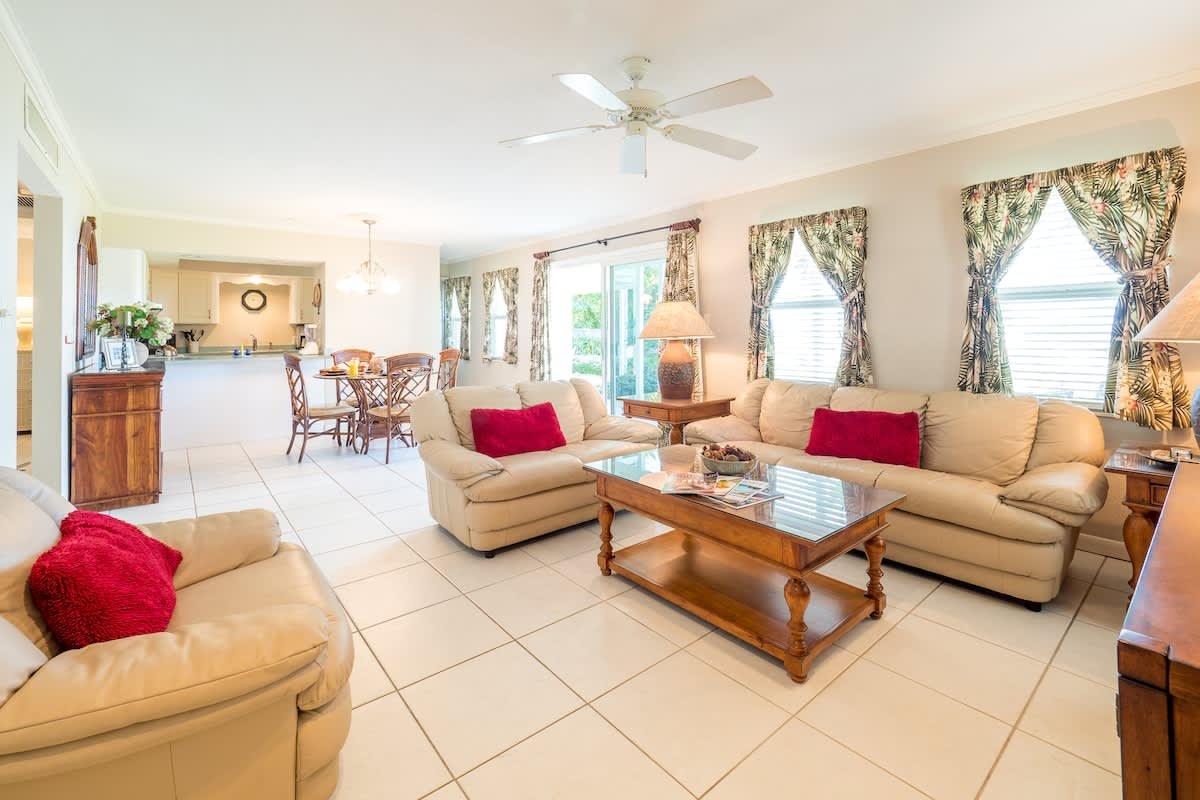 Seven Mile Beach Vacation Rental