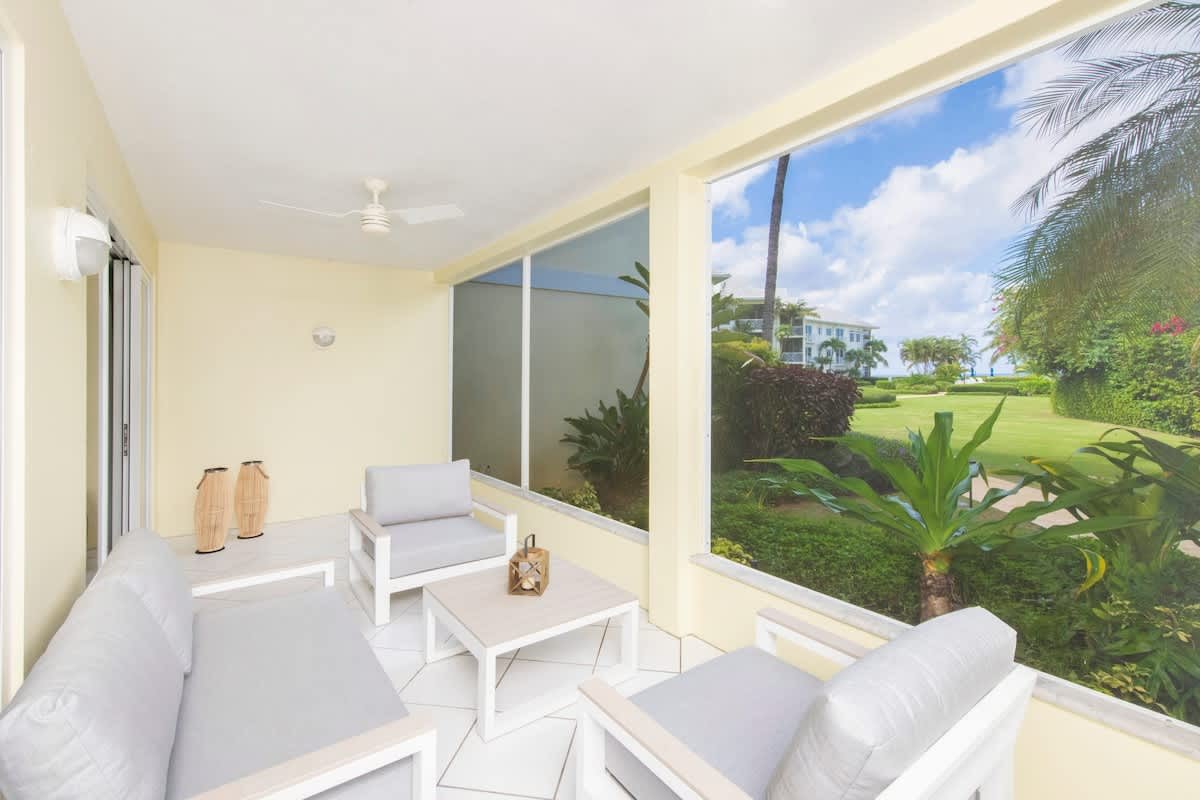 Seven Mile Beach Vacation Rental