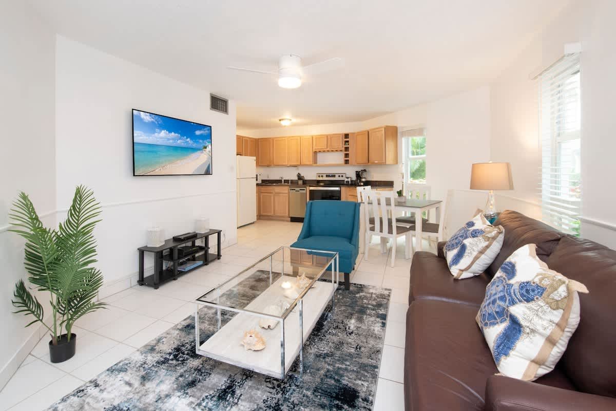 Seven Mile Beach Vacation Rental