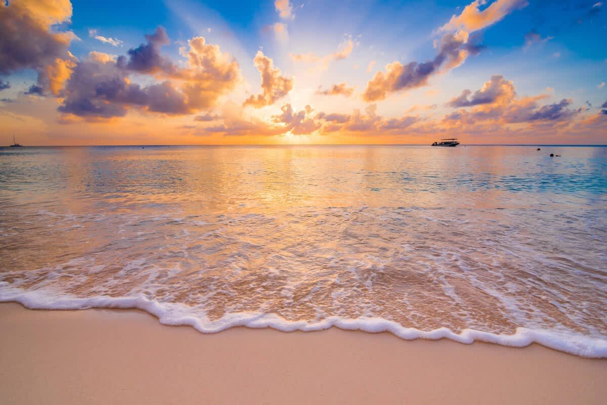 Seven Mile Beach Vacation Rental