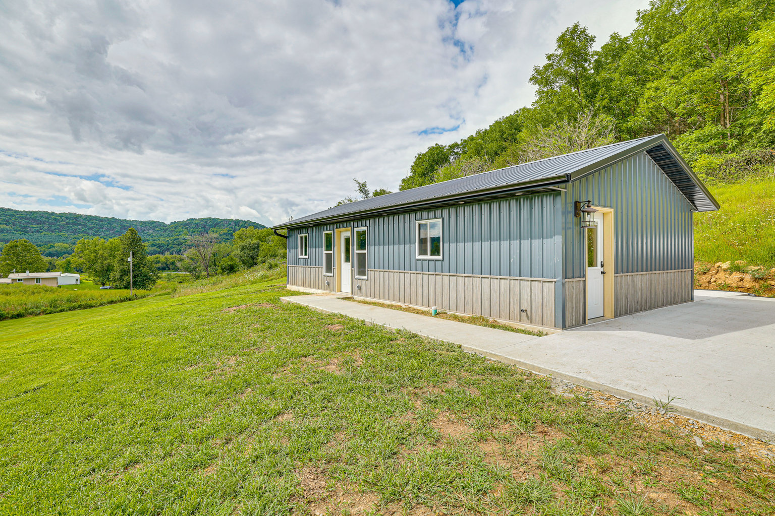 Viola Vacation Rental