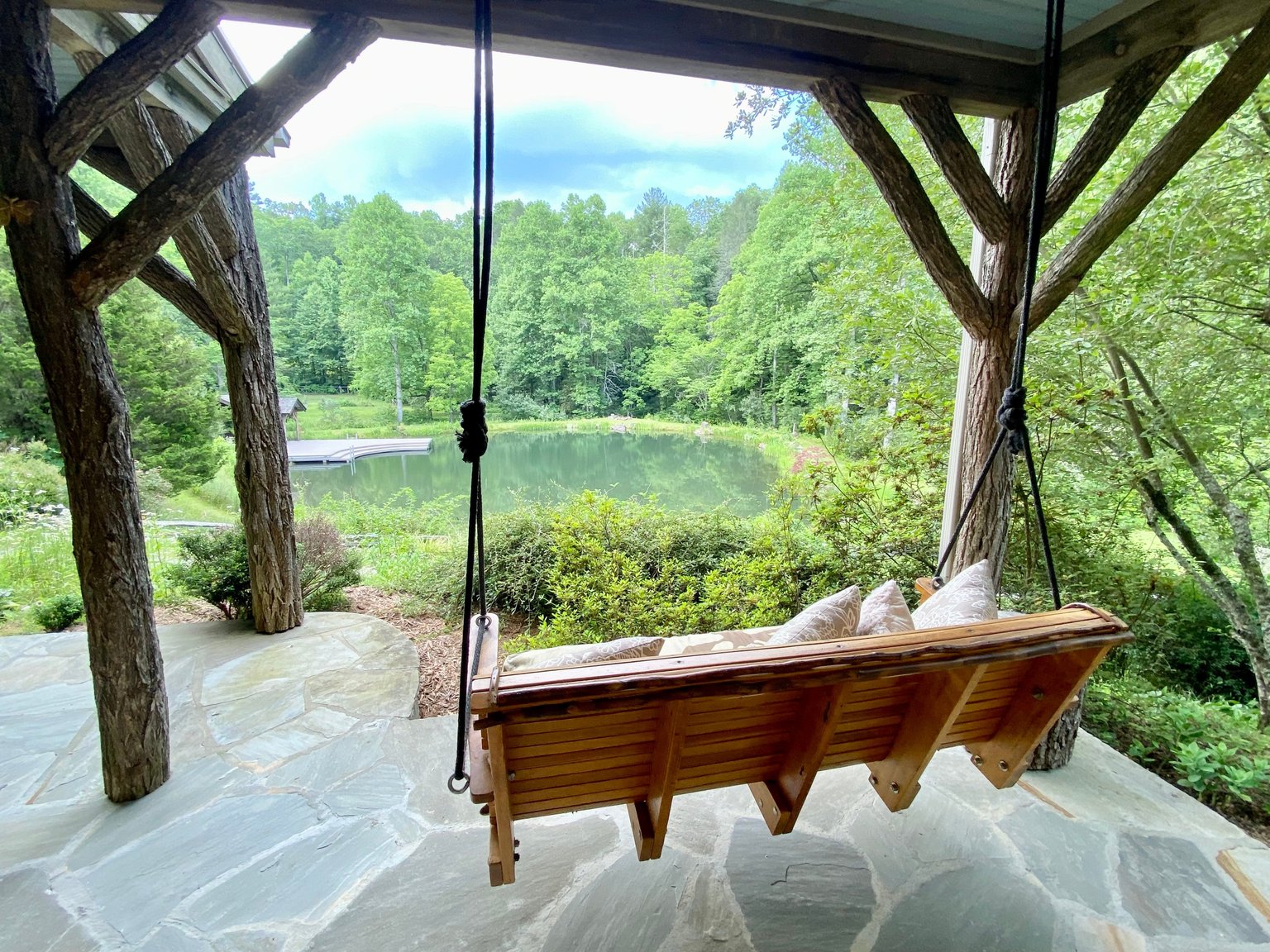 Zirconia Vacation Rental