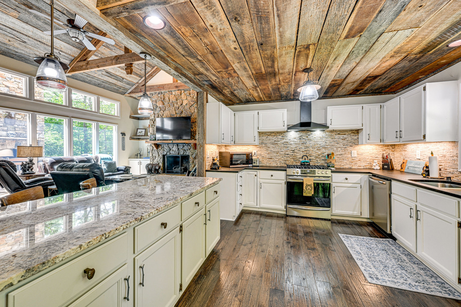 Sapphire Vacation Rental