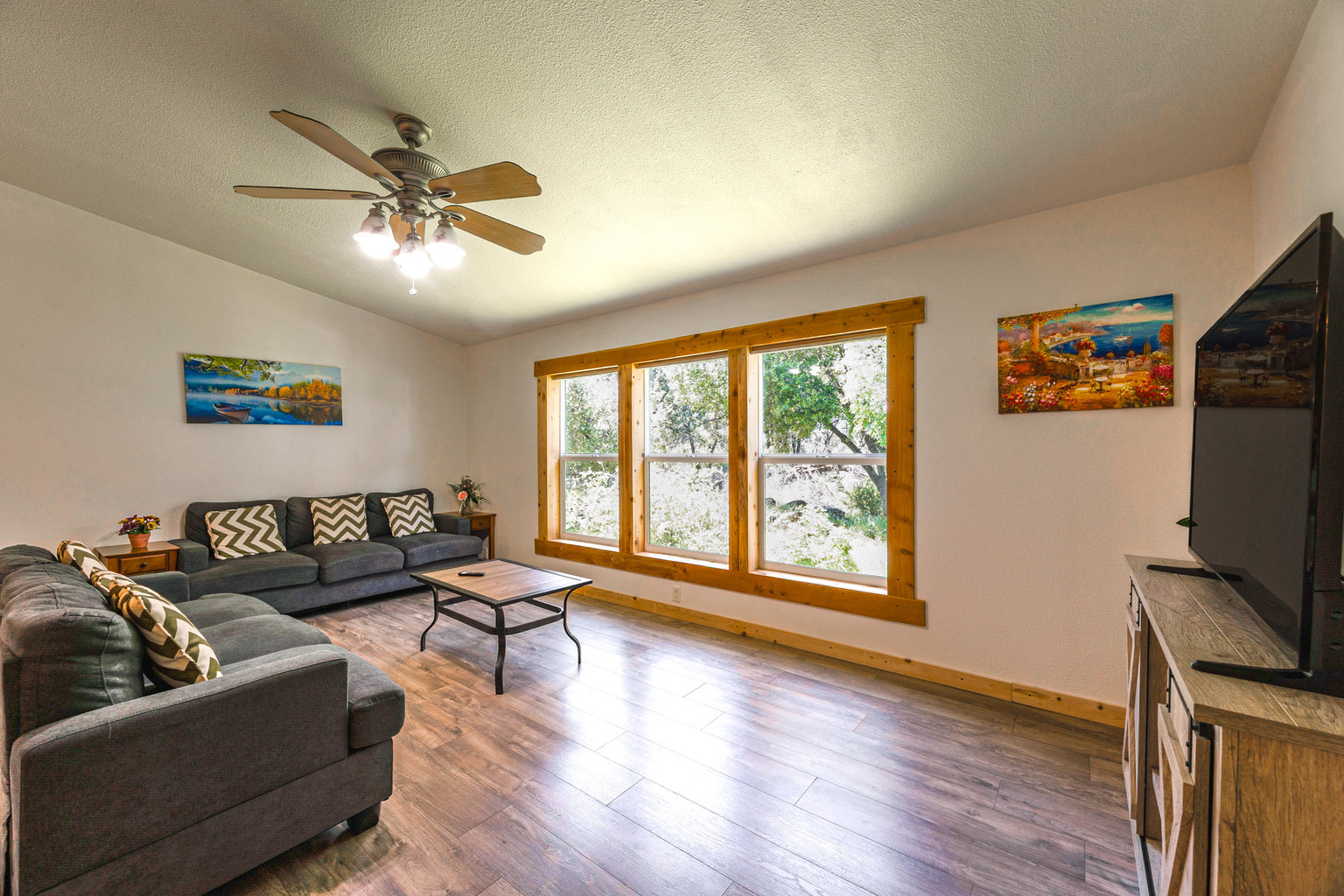 Mariposa Vacation Rental