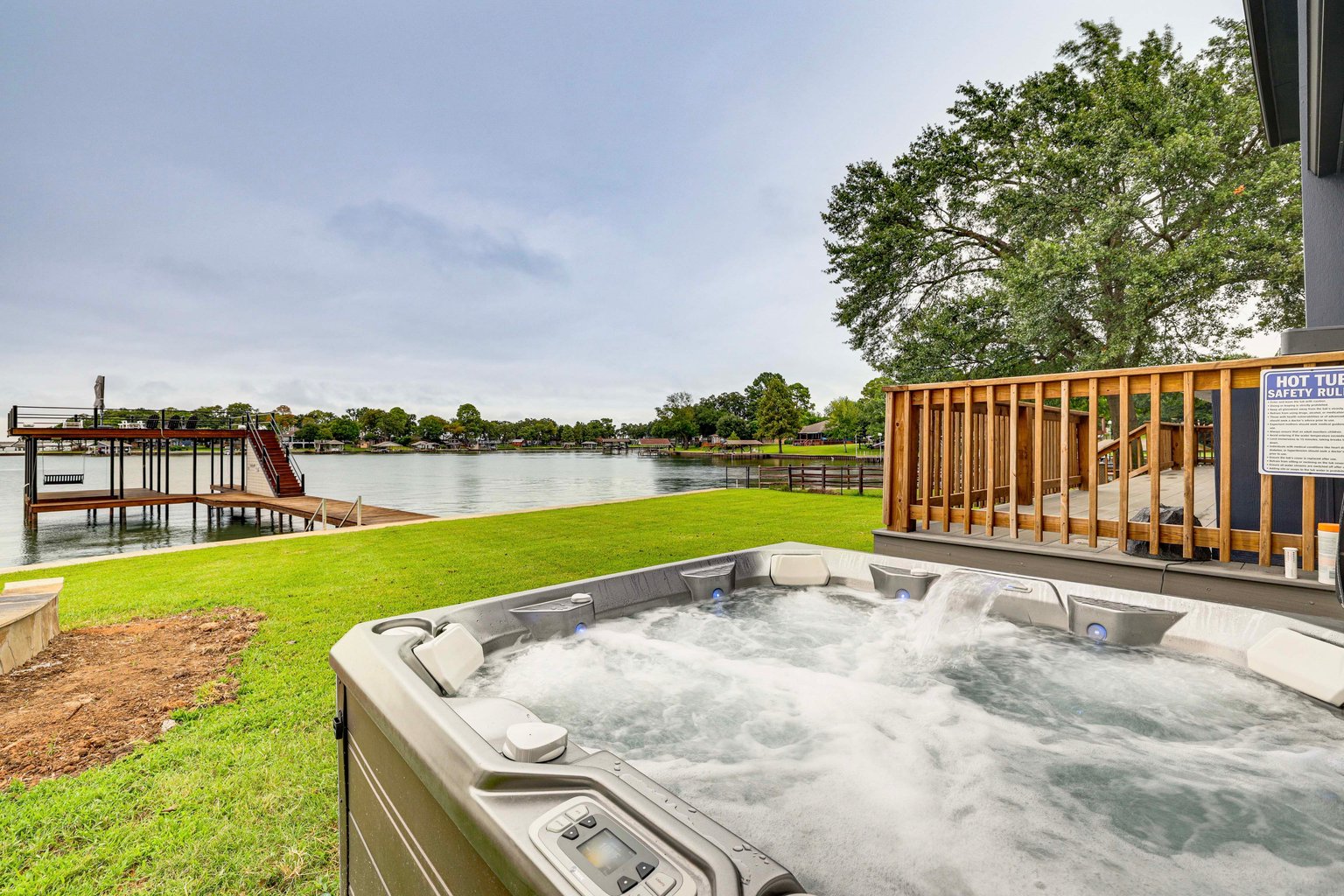 Gun Barrel City Vacation Rental