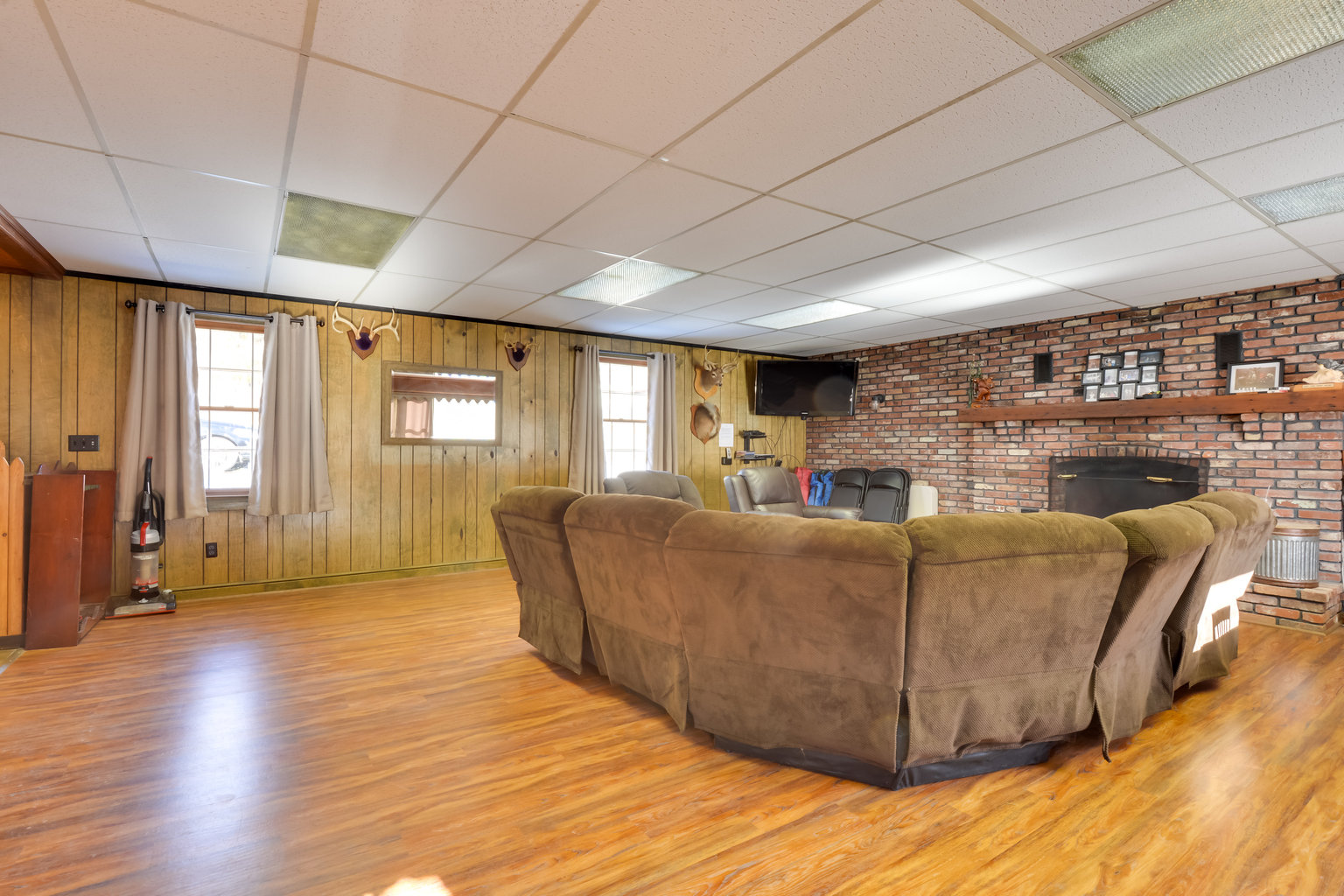 Saxton Vacation Rental