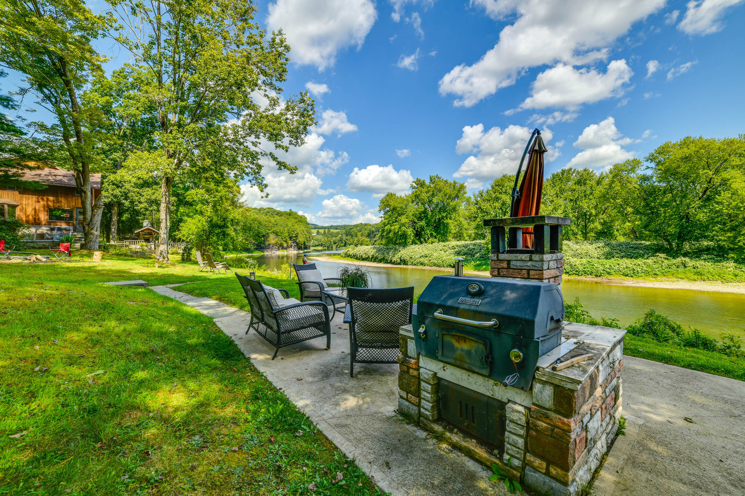 Hallstead Vacation Rental