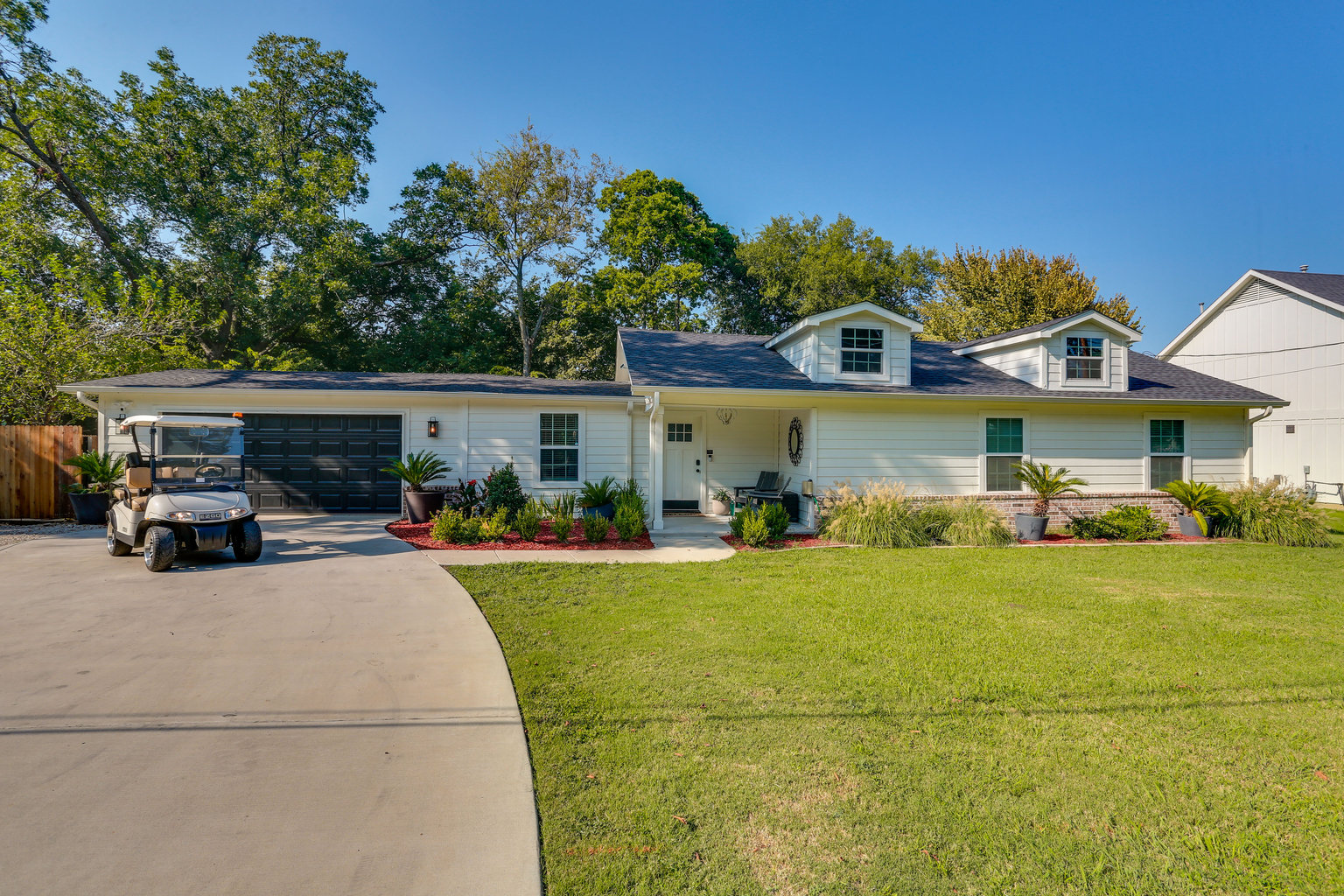 Pilot Point Vacation Rental