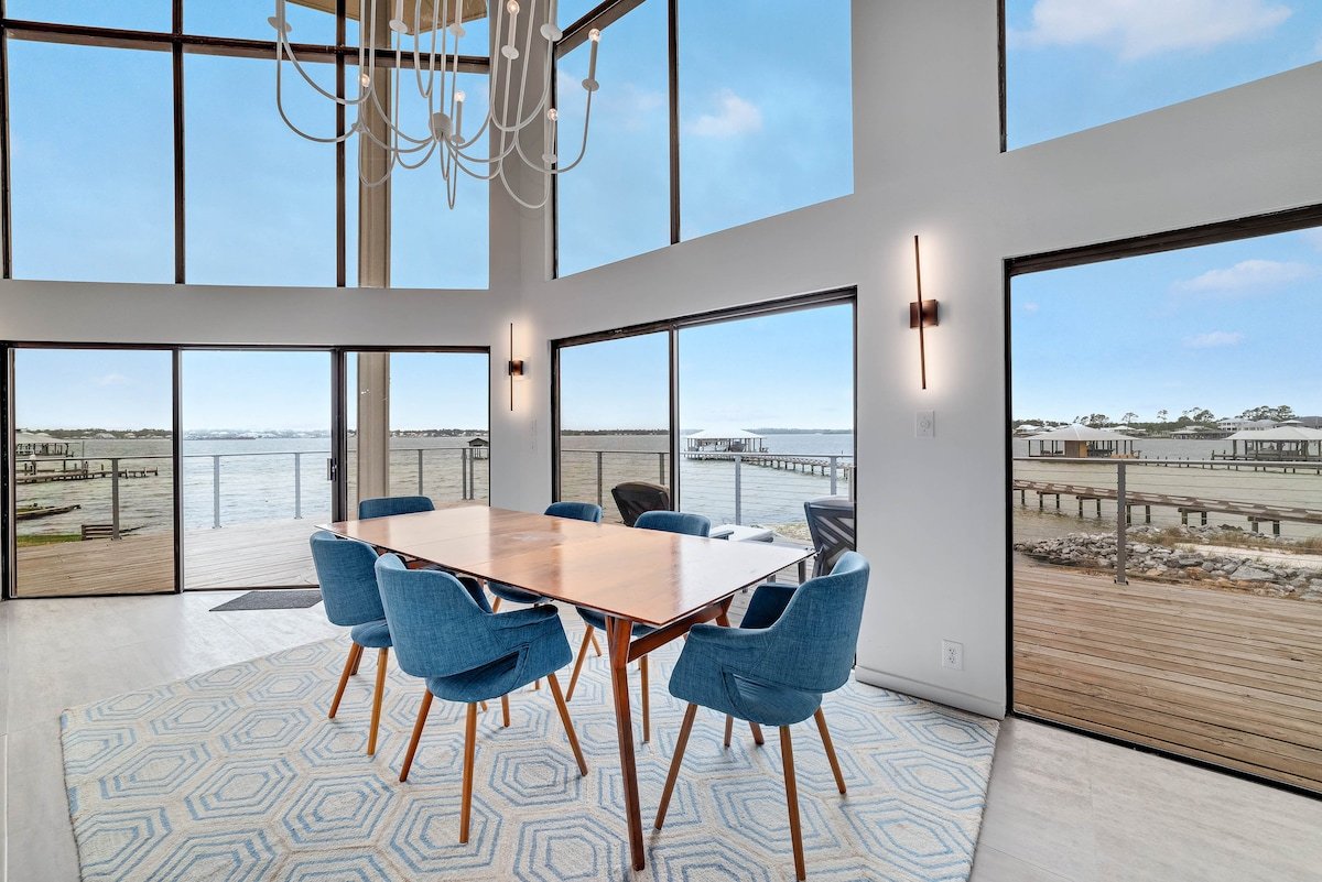 Elberta Vacation Rental