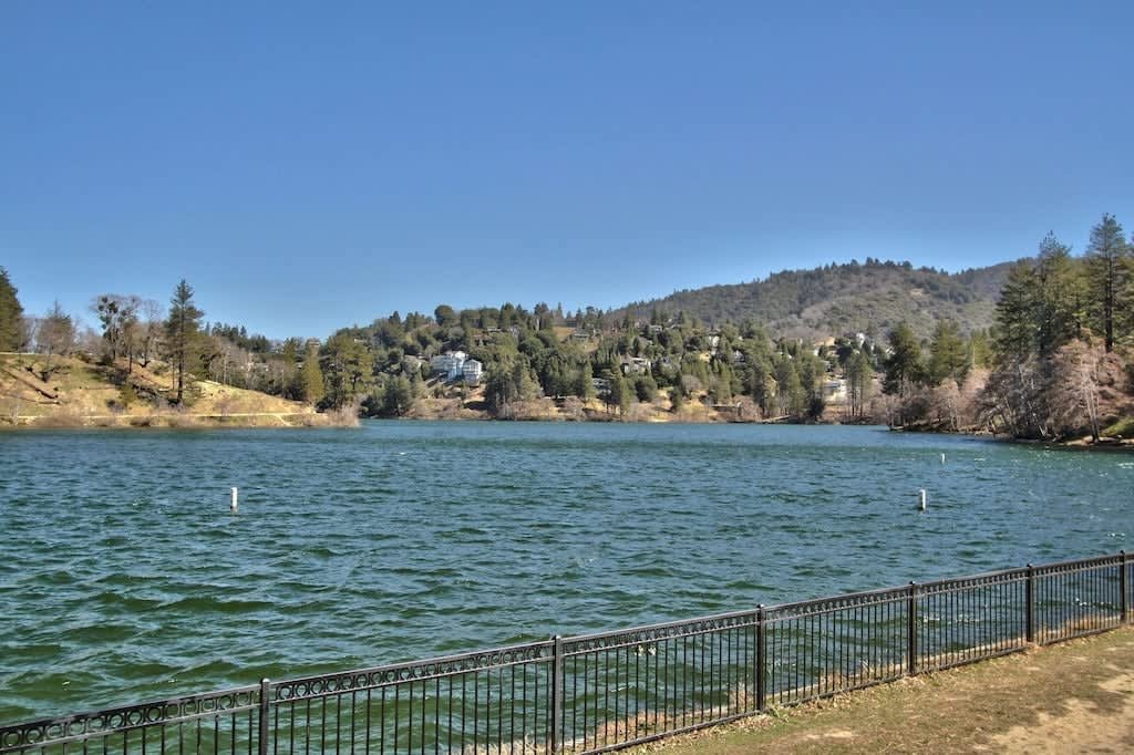 Crestline Vacation Rental