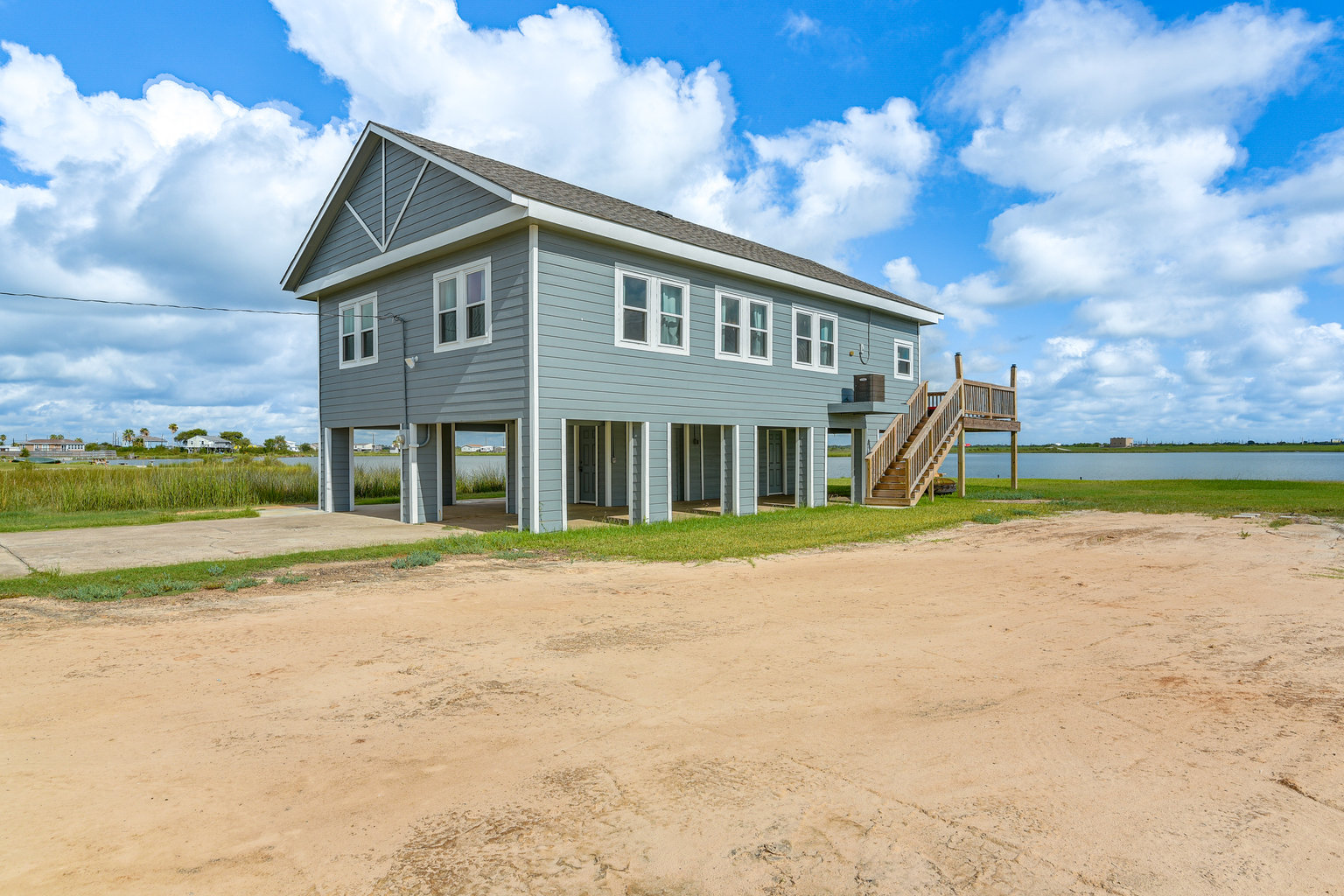 Hitchcock Vacation Rental