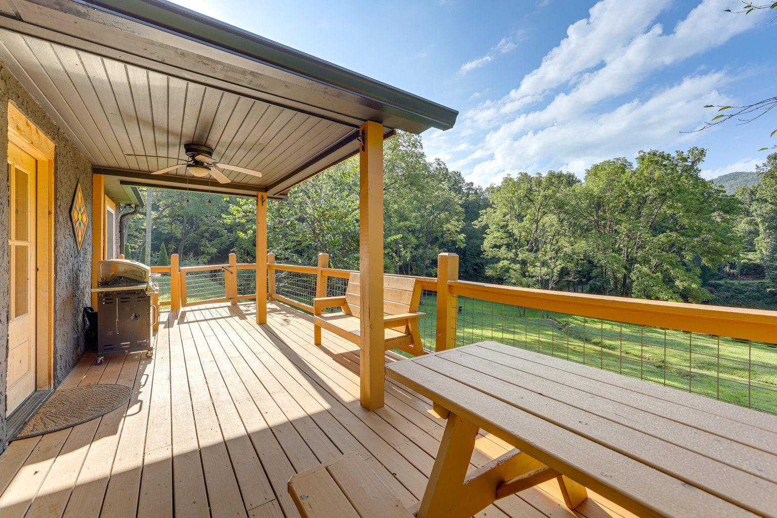 Tuckasegee Vacation Rental