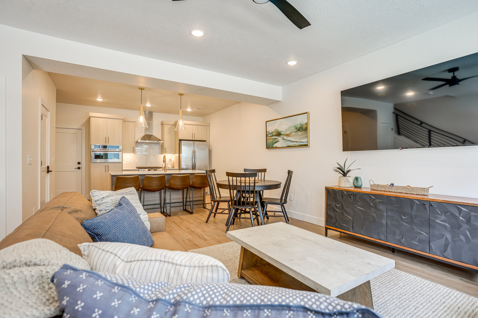 Hooper Vacation Rental