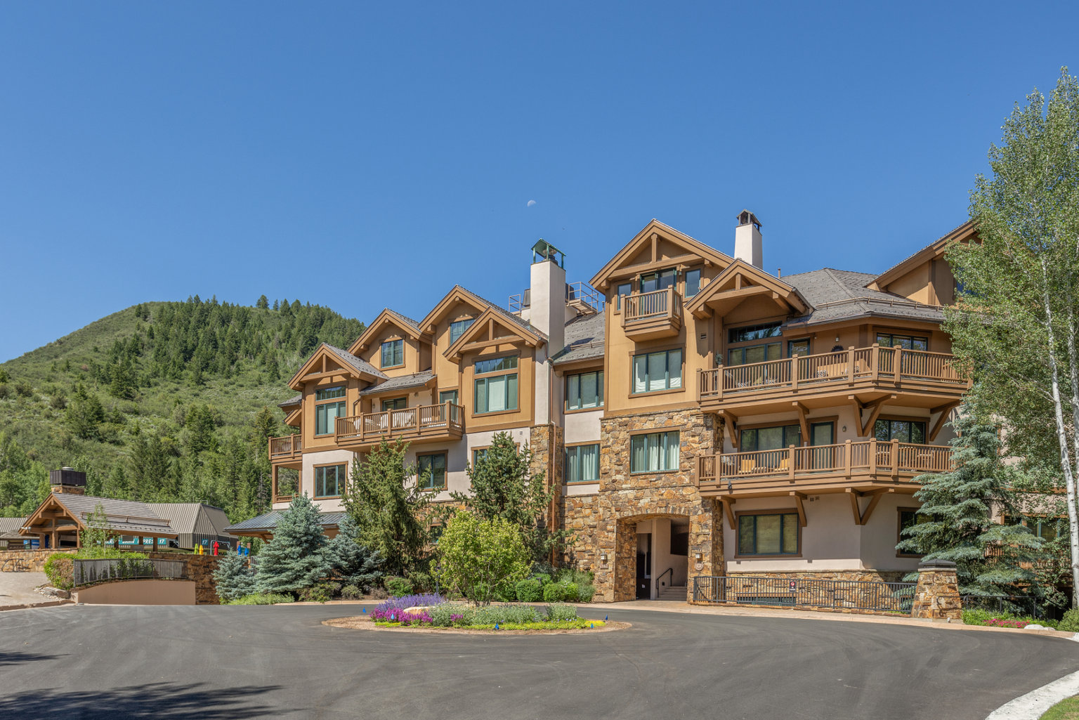 Arrowhead Mountain Resort Vacation Rental