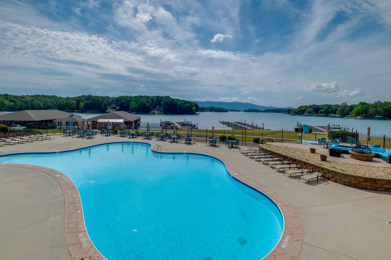Huddleston Vacation Rental