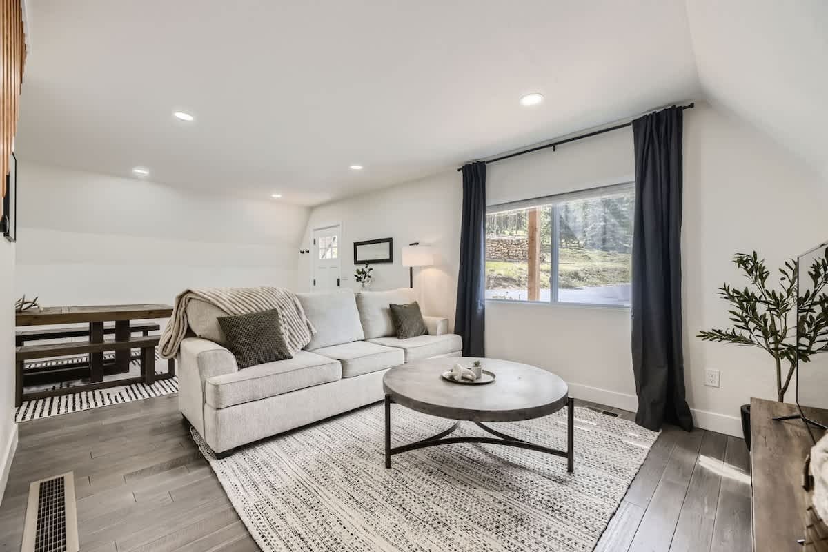 Evergreen Vacation Rental