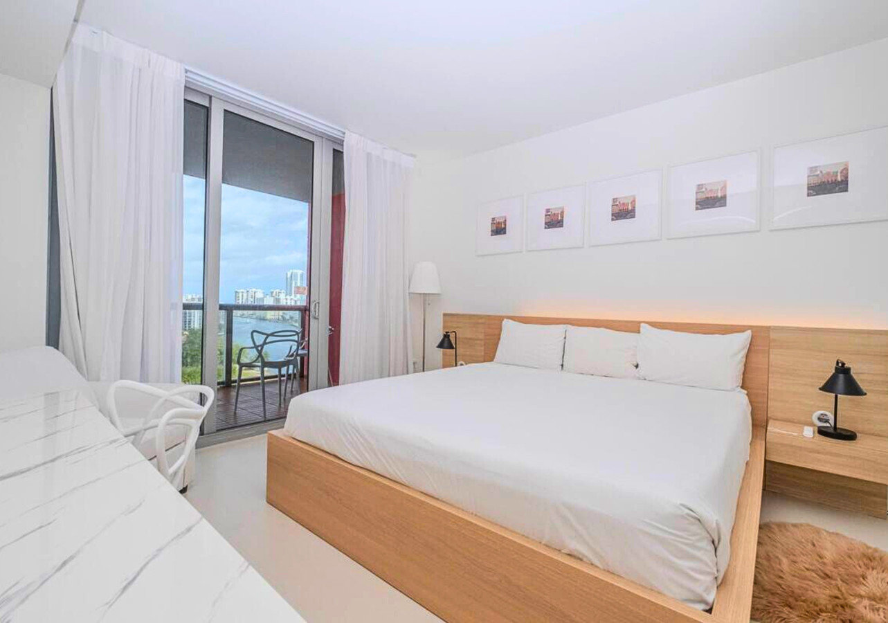 Hallandale Beach Vacation Rental