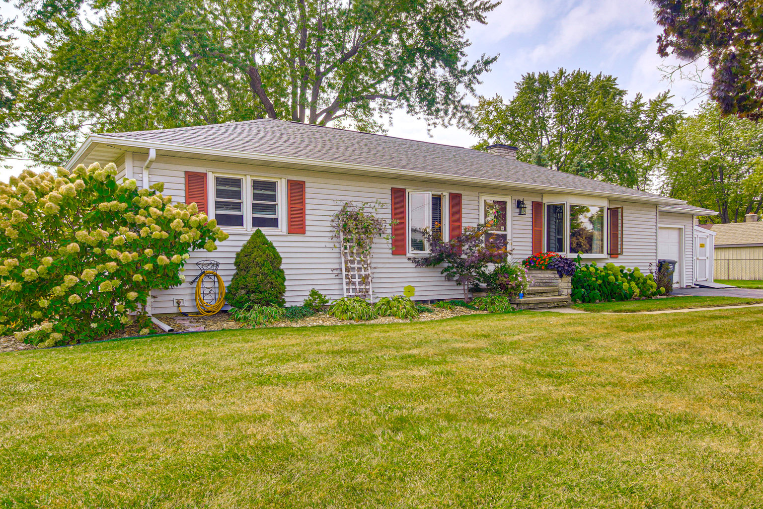 Menasha Vacation Rental