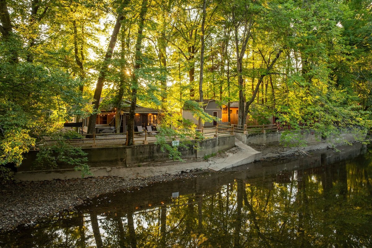 Jonestown Vacation Rental