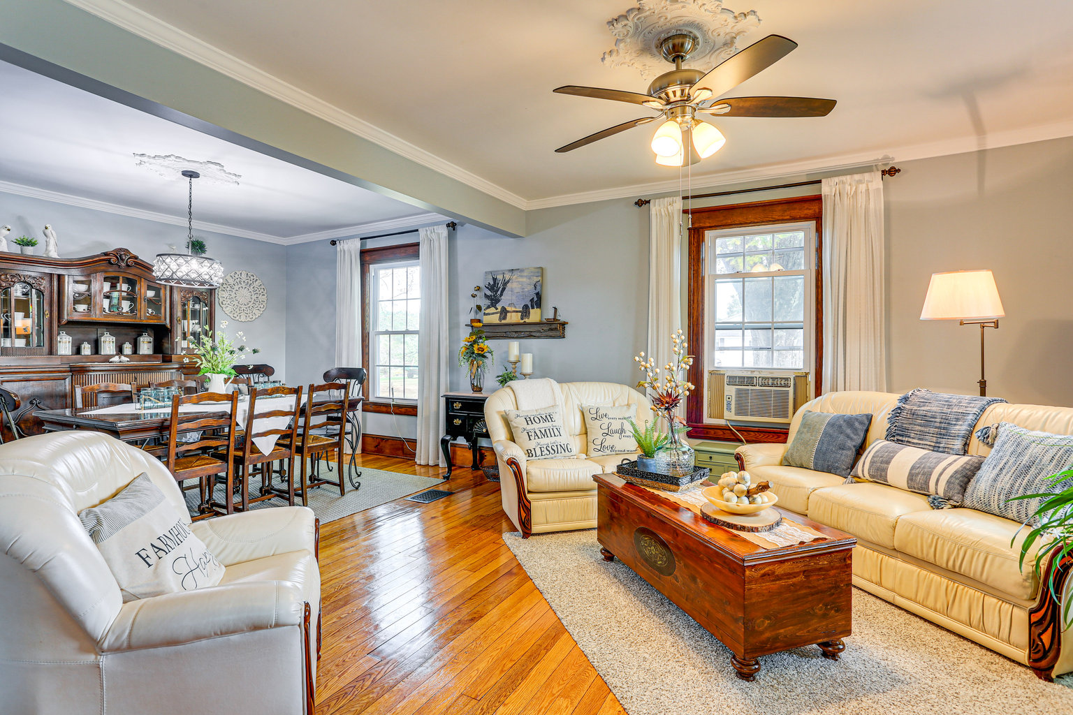 Sparrow Bush Vacation Rental