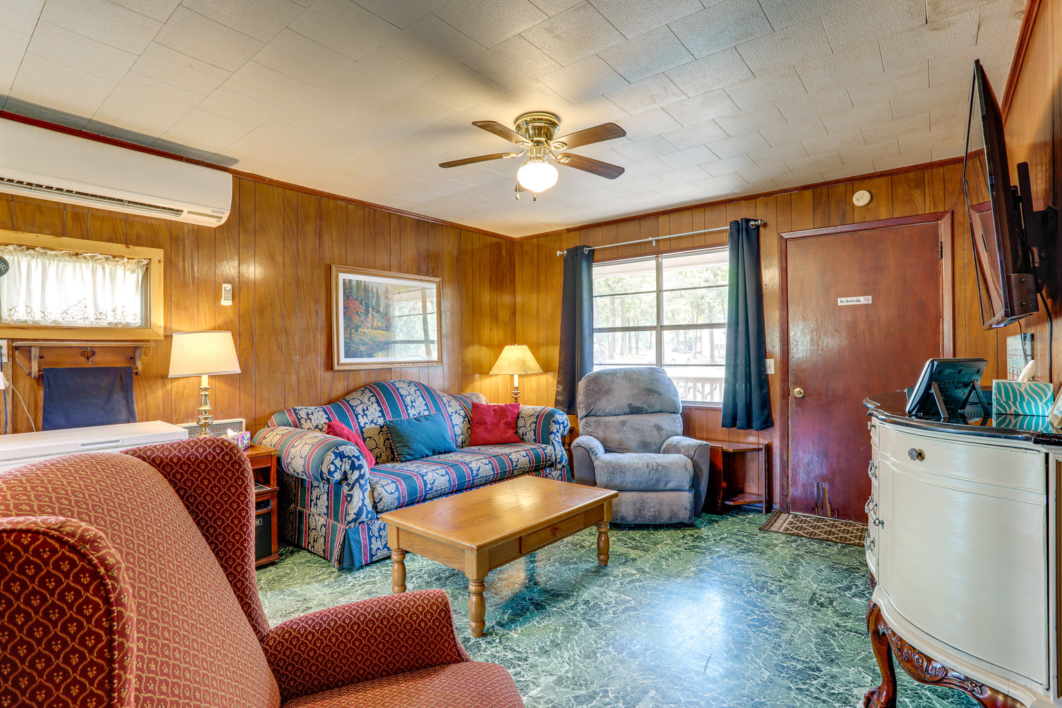 Greers Ferry Vacation Rental