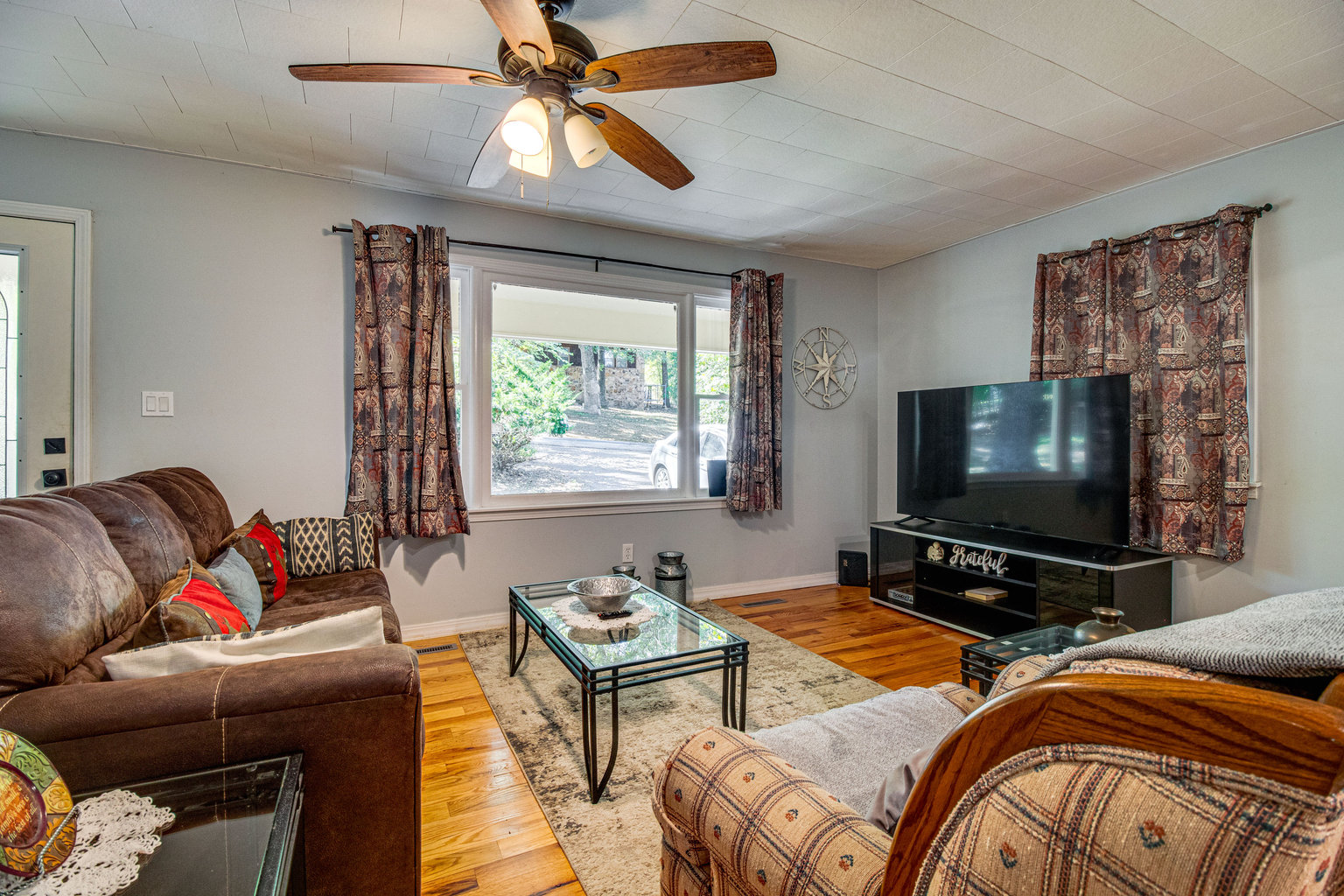 Mammoth Spring Vacation Rental