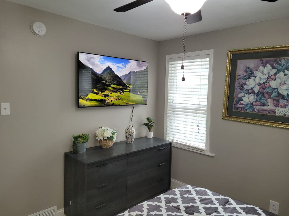 West Seneca Vacation Rental