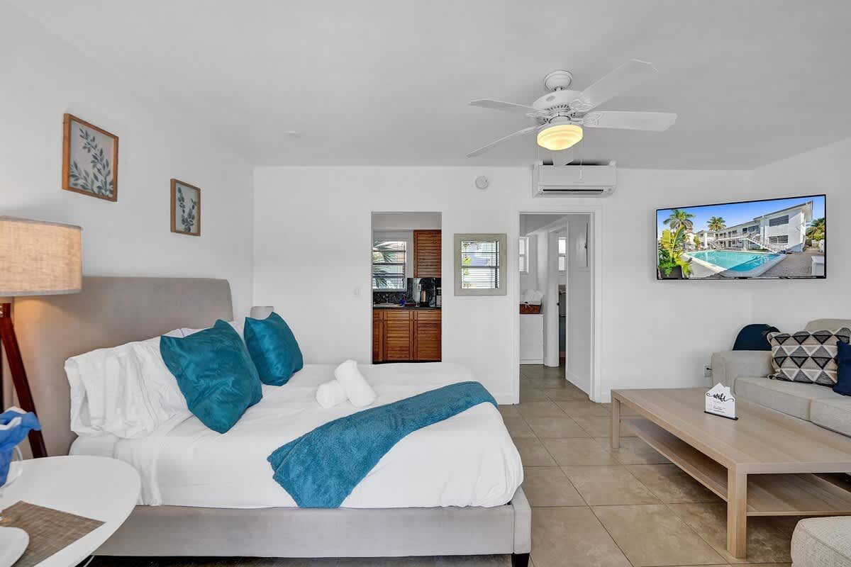 Hollywood Vacation Rental