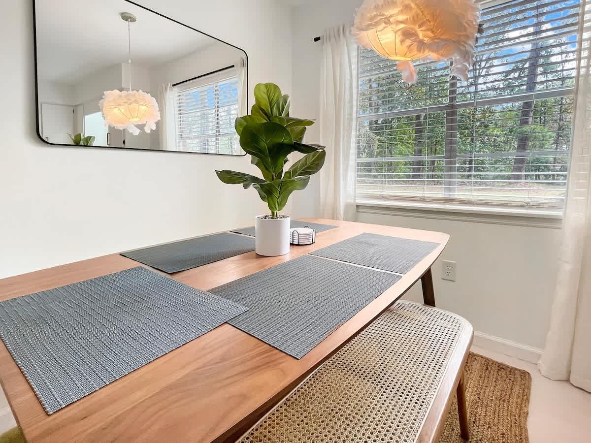 Pooler Vacation Rental