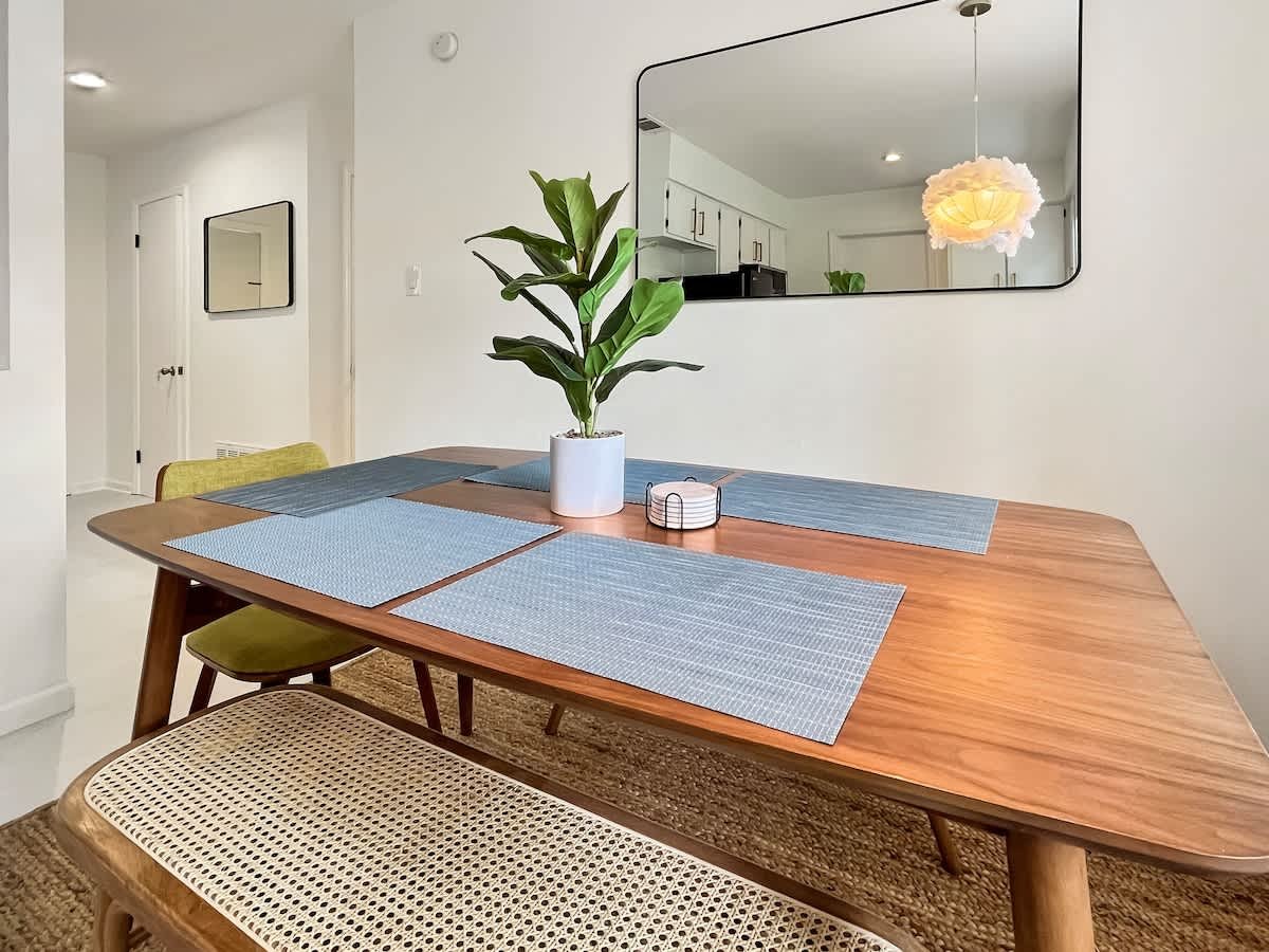 Pooler Vacation Rental